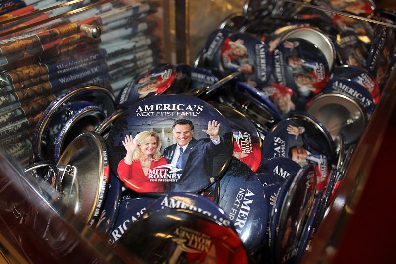 LA VENTA DE RECUERDOS DE OBAMA Y ROMNEY, UN BARÓMETRO ELECTORAL