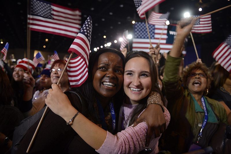 OBAMA GANA REELECCIÓN SEGÚN COINCIDEN PROYECCIONES DE TELEVISIONES