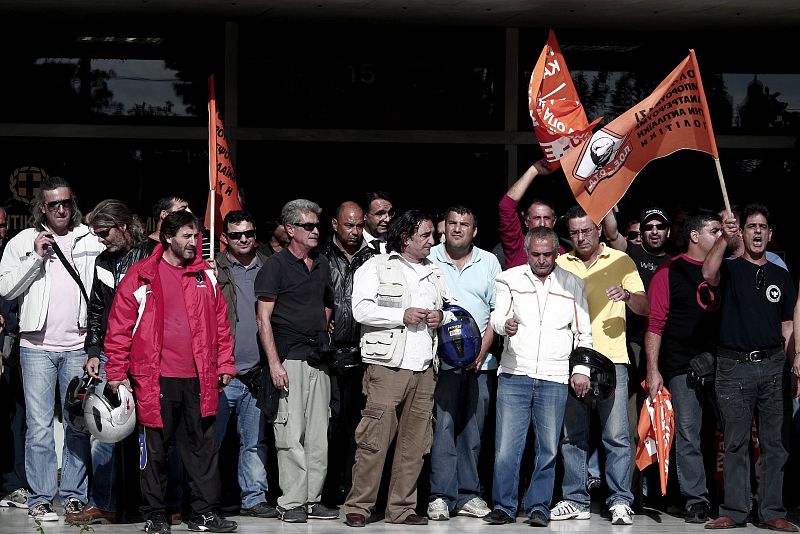 PROTESTAS EN ATENAS CONTRA LAS NUEVAS MEDIDAS DE AUSTERIDAD