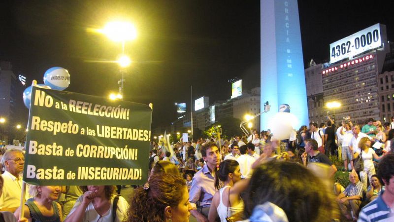 PROTESTAS CONTRA CRISTINA FERNÁNDEZ