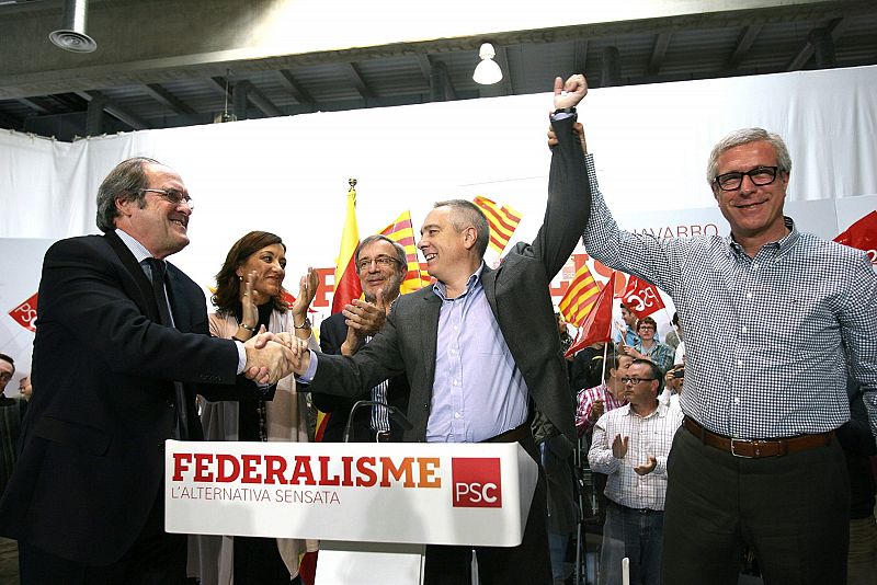 El candidato del PSC junto al exministro de Educación, Ángel Gabilondo