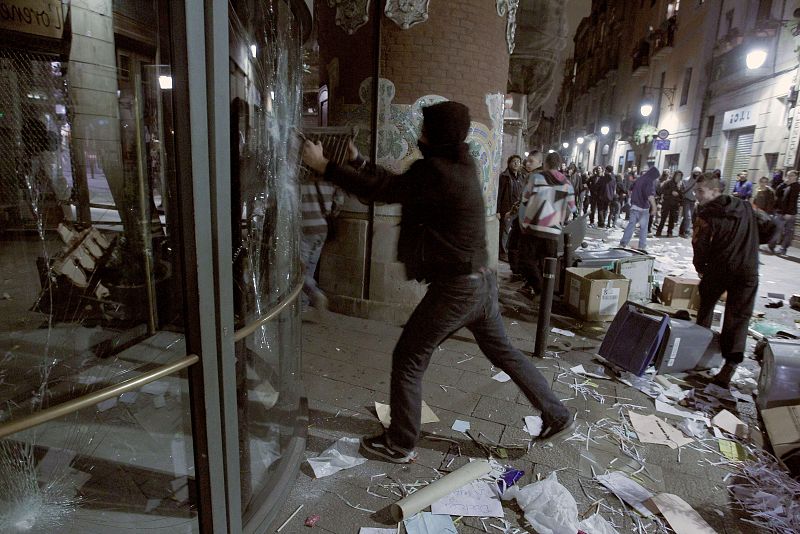 INCIDENTES TRAS LA MANIFESTACIÓN DE BARCELONA