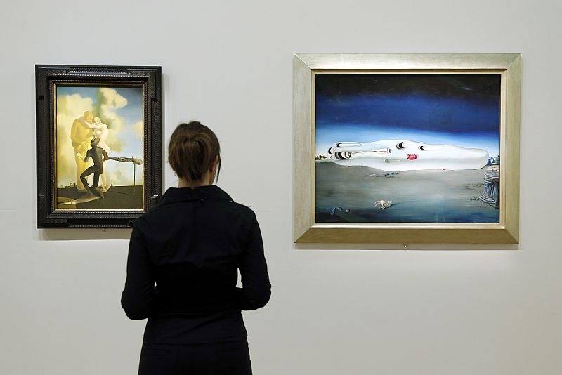 En la muestra también podemos ver pinturas como 'Fantasias diurna' de 1931 o 'Meditación sobre el arpa', de 1933