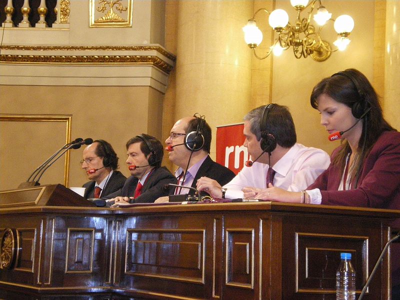 Un momento de la tertulia sobre la actualidad del día.