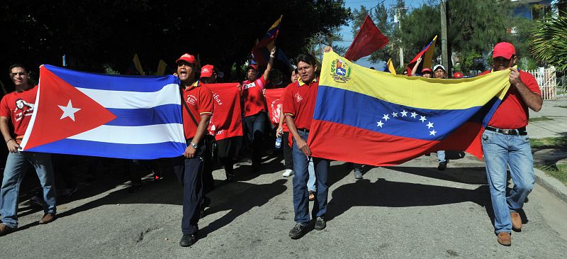 Marcha en Cuba para pedir la recuperación de Hugo Chávez