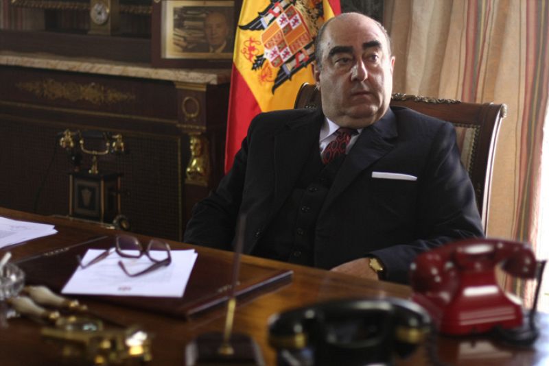 José Ángel Egido es Carrero Blanco