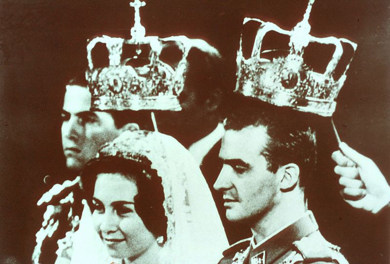 El ritual de las coronas durante el matrimonio de los futuros reyes de España.