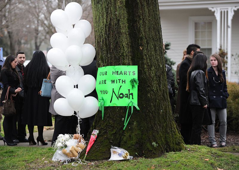 Funeral Noah Pozner