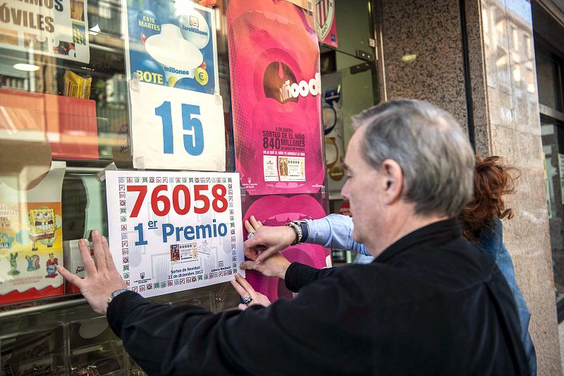 Un punto mixto de loterías de Derio ha vendido un décimo del número 76058, agraciado con el Gordo