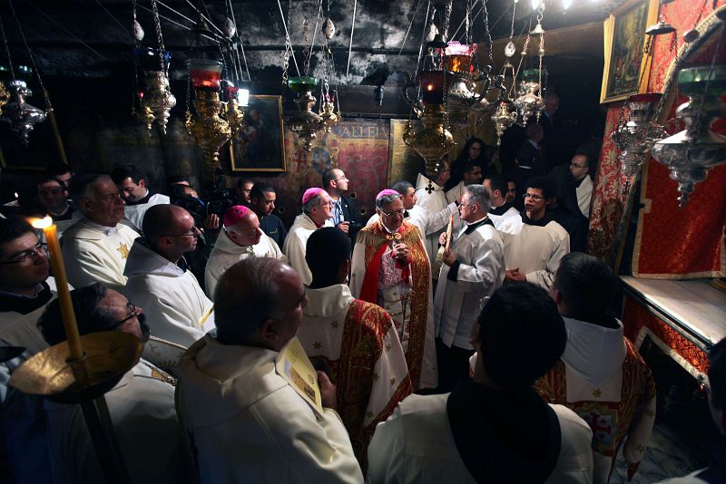 Celebración de la Navidad en la basílica de la Natividad en Belén, Palestina