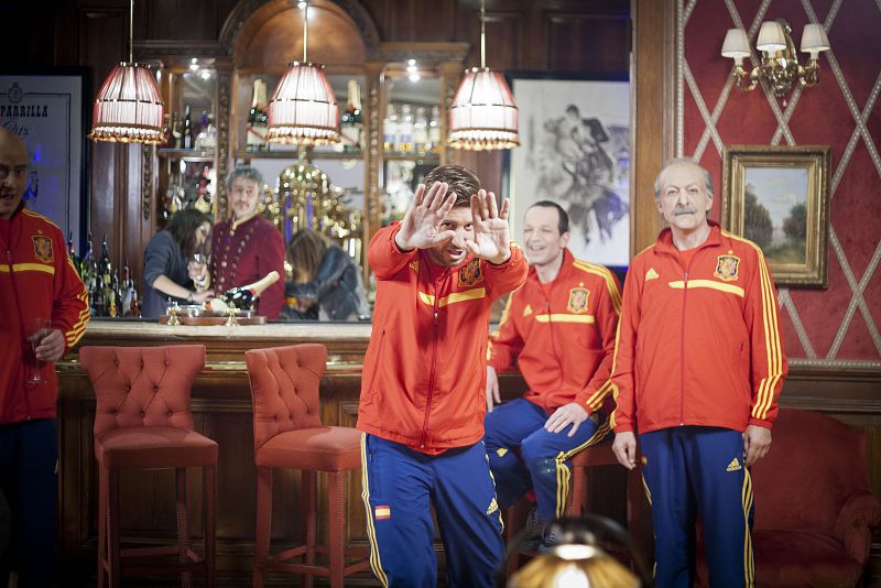 Jordi Ríos como Sergio Ramos en el gag "Aquí gana España"