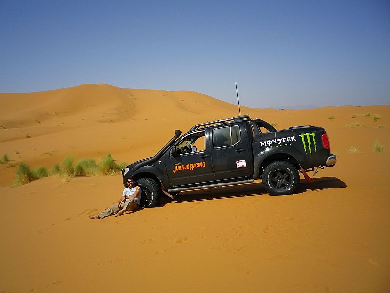 Esperando q pase el Dakar