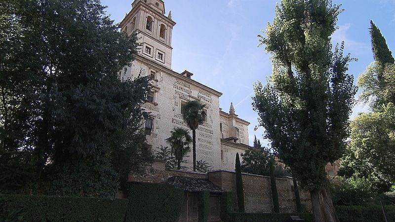 Crónicas - La Alhambra - La iglesia de Santa María la Antigua, mezquita de la Alhambra