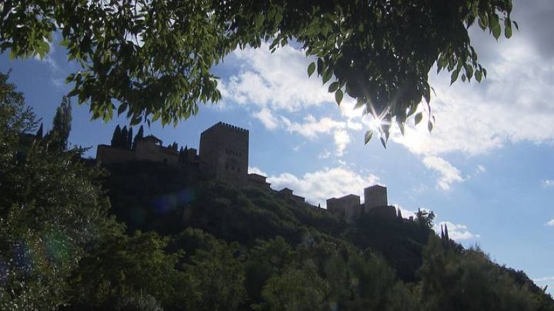Crónicas - La Alhambra - La Alhambra desde el Darro