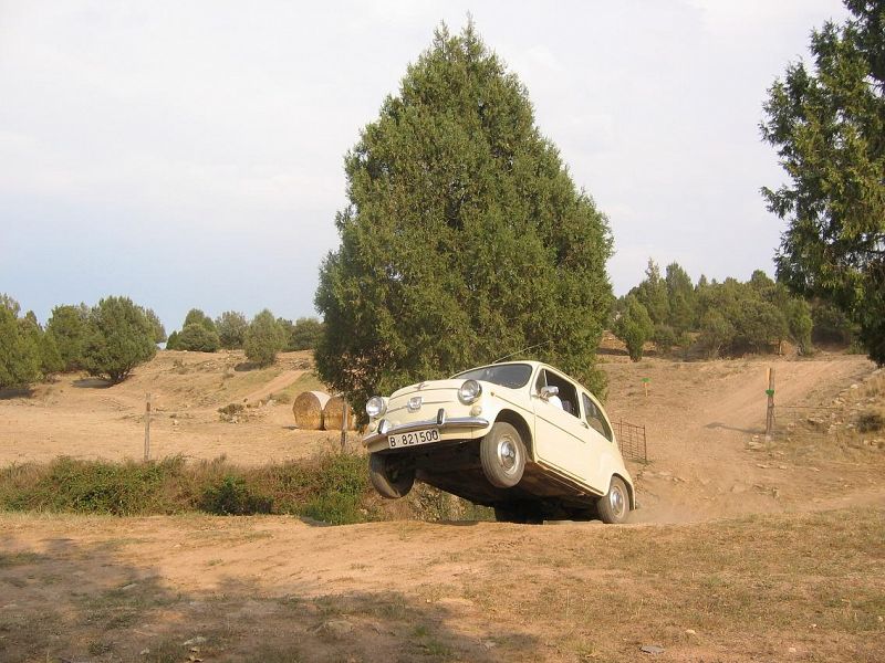 Seat 600 saltando