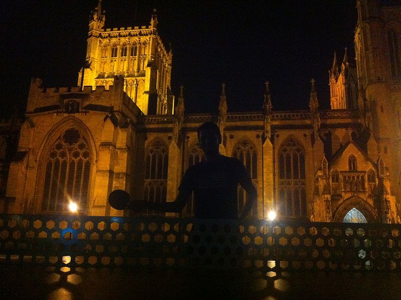 Ningún lugar es malo para jugar al Ping Pong (Bristol,2012)