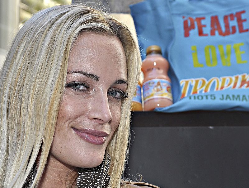 Fotografía de archivo tomada el 27 de junio de 2012 que muestra a la modelo Reeva Steenkamp, en Johannesburgo, Sudáfrica.