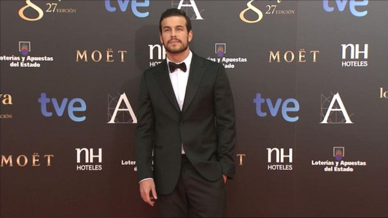 Espectacular Mario Casas, uno de los protagonistas de Grupo 7.