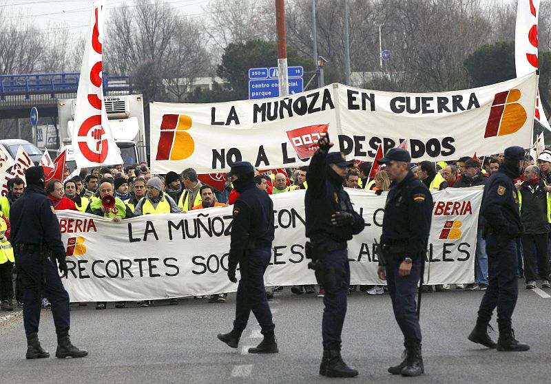 La marcha de los trabajadores de Iberia ha contado con fuerte dispositivo policial