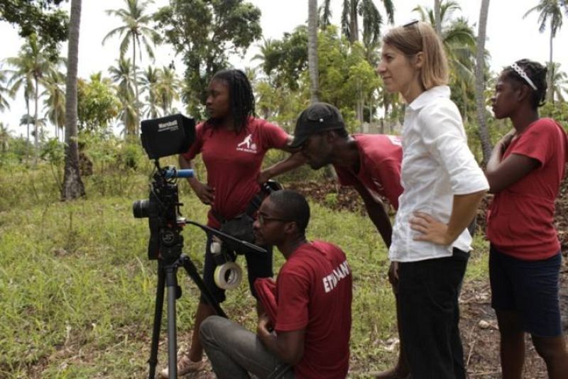  Lise Gantheret (Profesora, Francia), en el rodaje del videoclip de Ossela Cherry