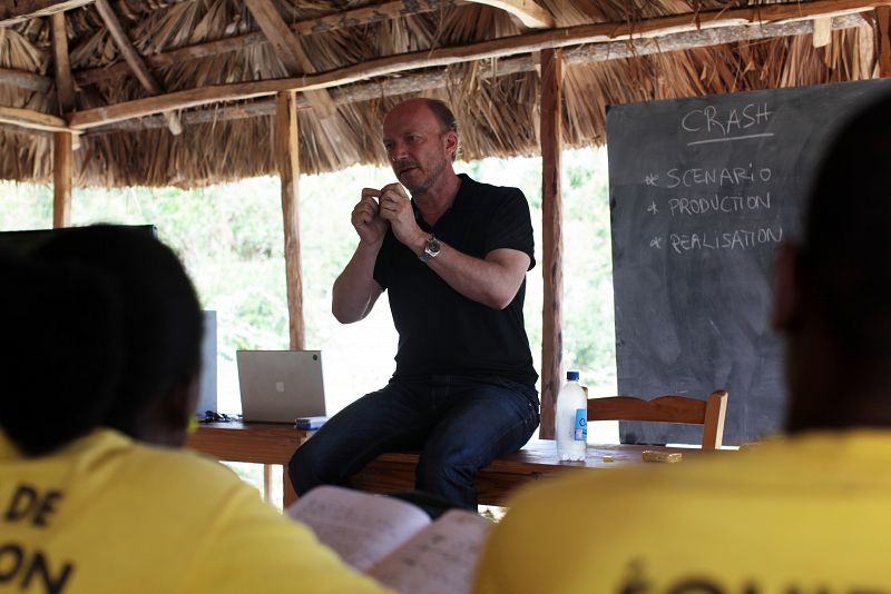 Paul Haggis (Director de 'Crash') durante una charla en el Ciné Institute de Haití