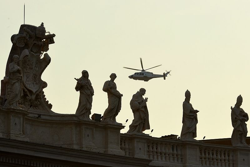 Helicóptero Benedicto XVI