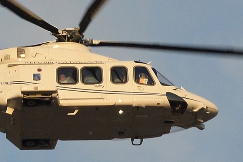 Benedicto XVI en el helicóptero