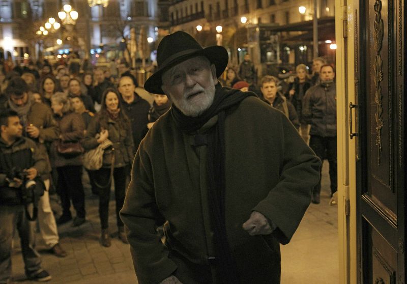 CAPILLA ARDIENTE DE MARÍA ASQUERINO EN EL TEATRO ESPAÑOL