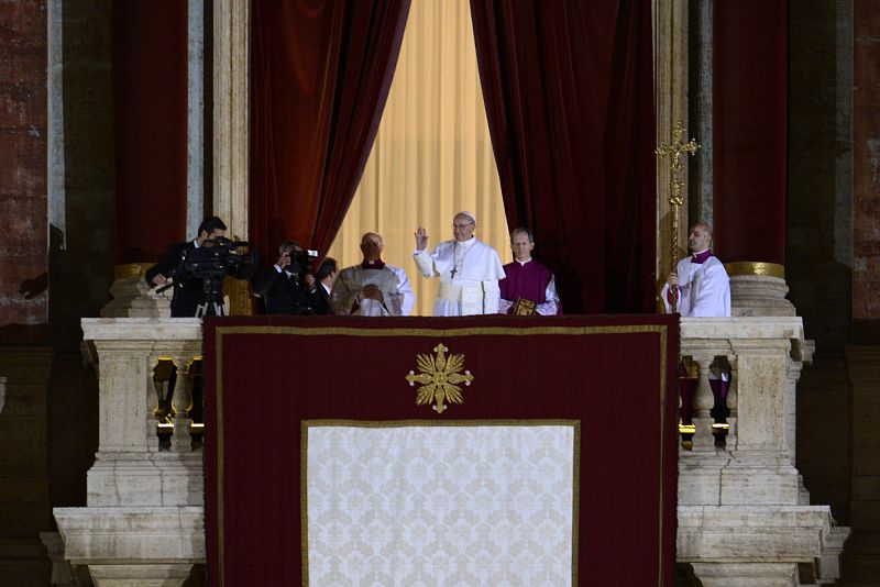 El argentino Jorge Bergoglio, de nombre papal Francisco, nuevo papa de la Iglesia católica