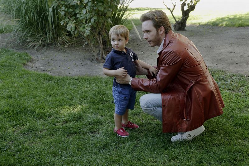 Toni y Santiago en el parque