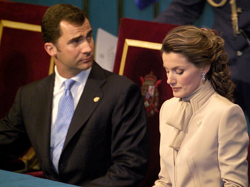 El príncipe presidió en 2004 junto a una emocionada Letizia los primeros premios Príncipe de Asturias casado