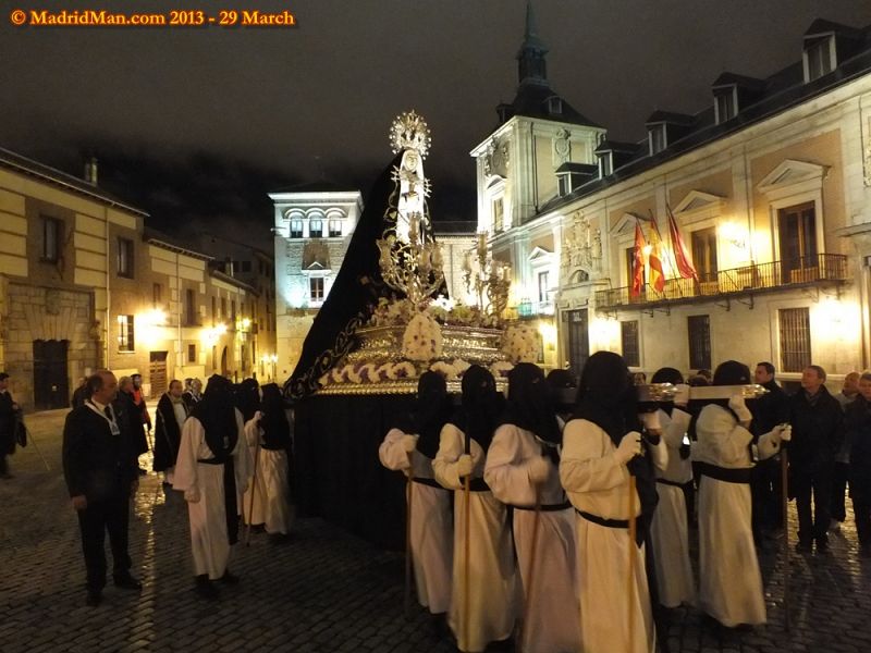 Madrid: Maria Siete Dolores en Plaza de la Villa