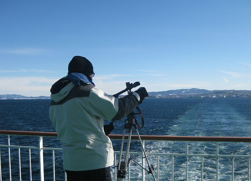 Álvaro Soto graba la estela del MS Nordlys
