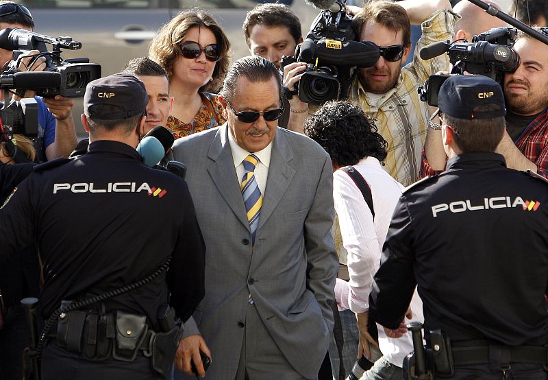 El exalcalde de Marbella, Julián Muñoz, llega a los juzgados