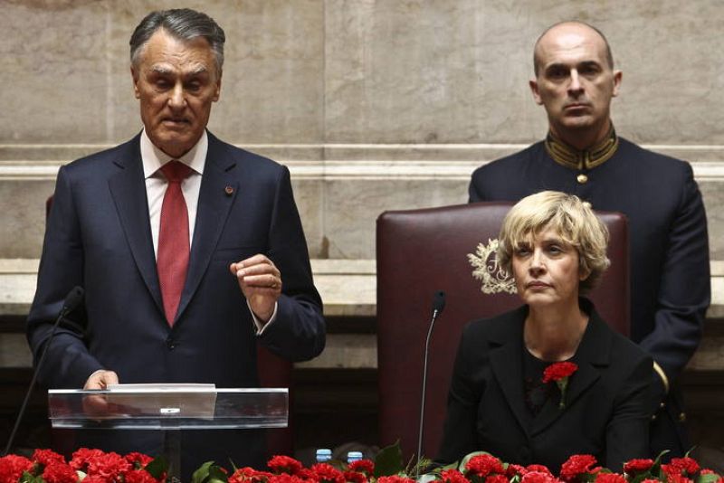 ANIVERSARIO DE LA REVOLUCIÓN LUSA