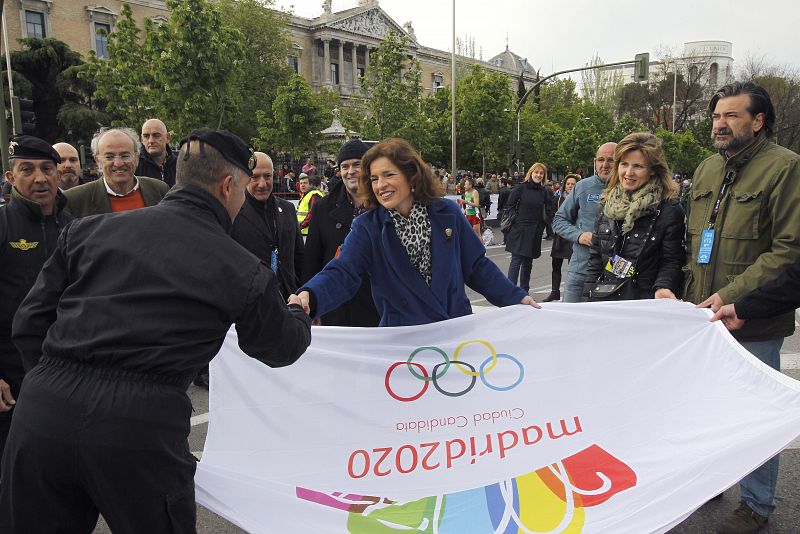 EL MARATÓN DE MADRID ARRANCA CON GUIÑOS A BOSTON Y AL COI