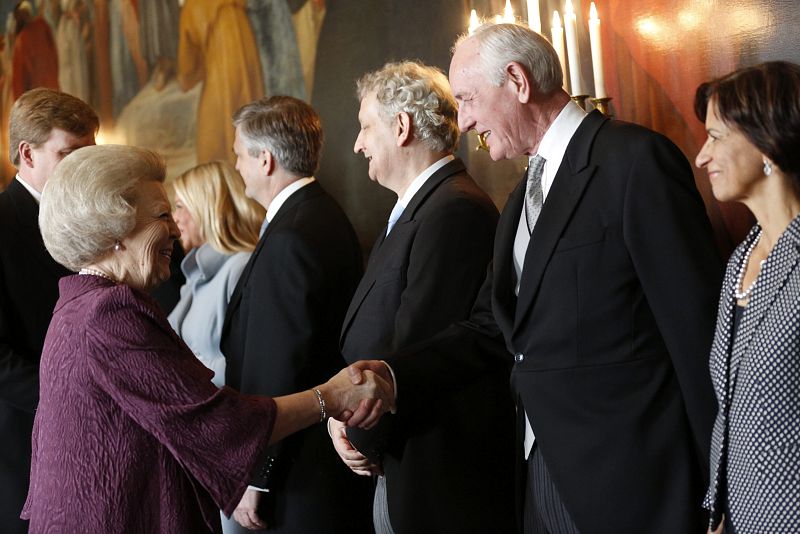 CEREMONIA DE ABDICACIÓN DE LA REINA BEATRIZ DE HOLANDA