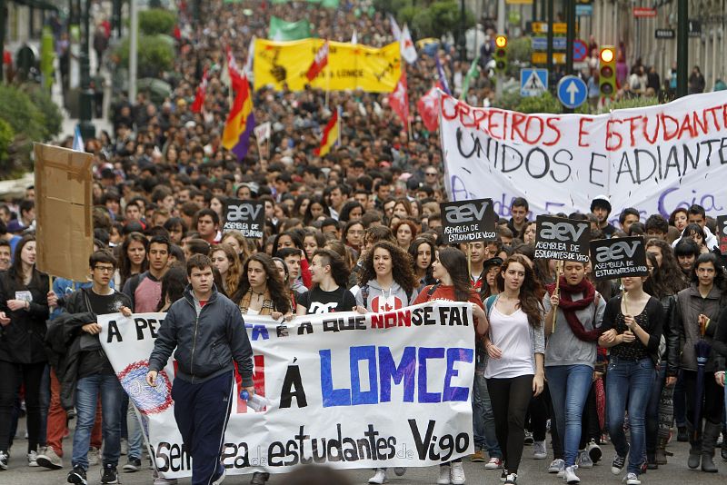 TODA LA ENSEÑANZA PÚBLICA, LLAMADA HOY A LA HUELGA GENERAL