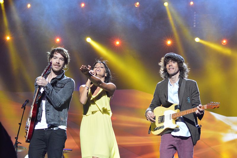 Gran complicidad entre Raquel, David y Juan a lo largo de la actuación