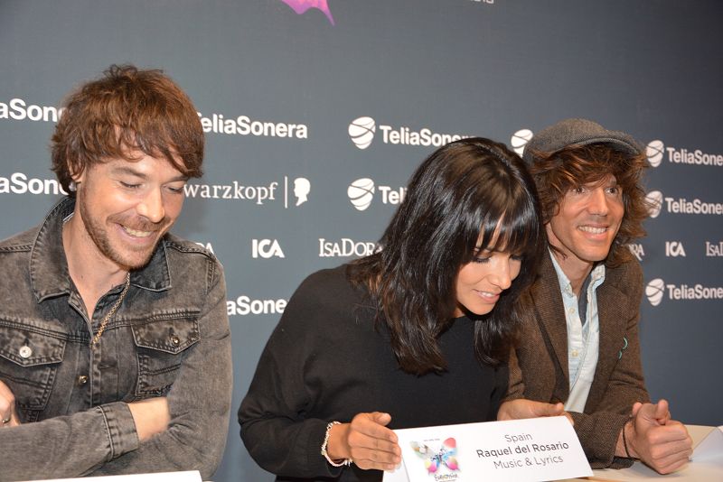 Después de su actuación, el grupo ha acudido a un encuentro con los fans y periodistas españoles acreditados