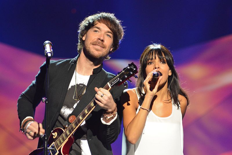 Como ya pudimos ver en el primer ensayo, la actuación incluirá efectos pirotécnicos y cañones de humo. Todo para crear un ambiente envolvente y mágico sobre el escenario.