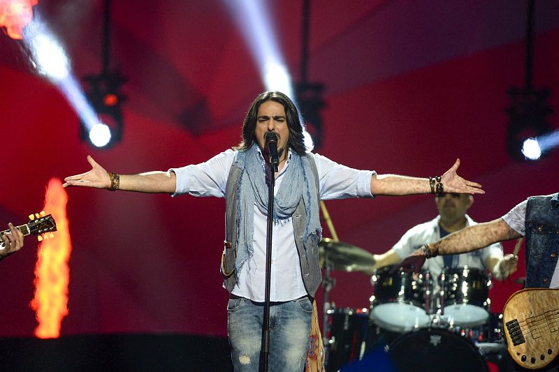 Actuación de Armenia