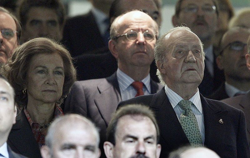 El rey Juan Carlos y la reina Sofía, en el palco del Bernabéu