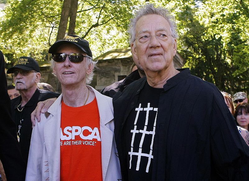 File picture shows seventies U.S. rock group The Doors' keyboard player Ray Manzarek with guitarist Robby Krieger at Pere Lachaise Cemetery in Paris