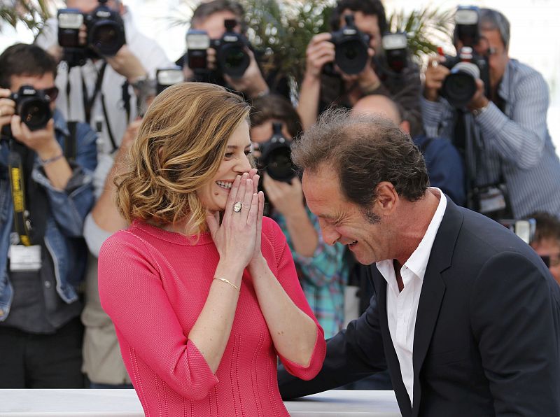 Cast members Chiara Mastroianni and Vincent Lindon pose during a photocall for the film "Les Salauds" at the 66th Cannes Film Festival