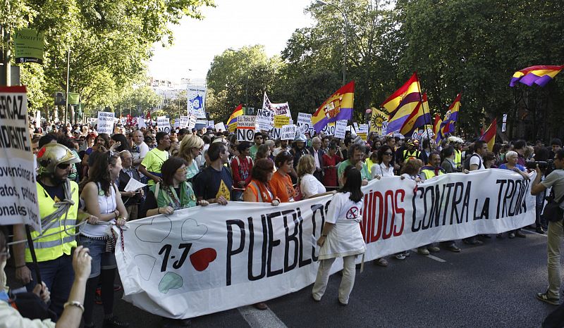 Manifestación "Pueblos unidos contra la troika"