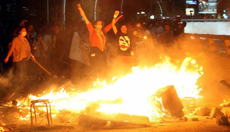 Las protestas antigubernamentales también se han extendido hasta Ankara.