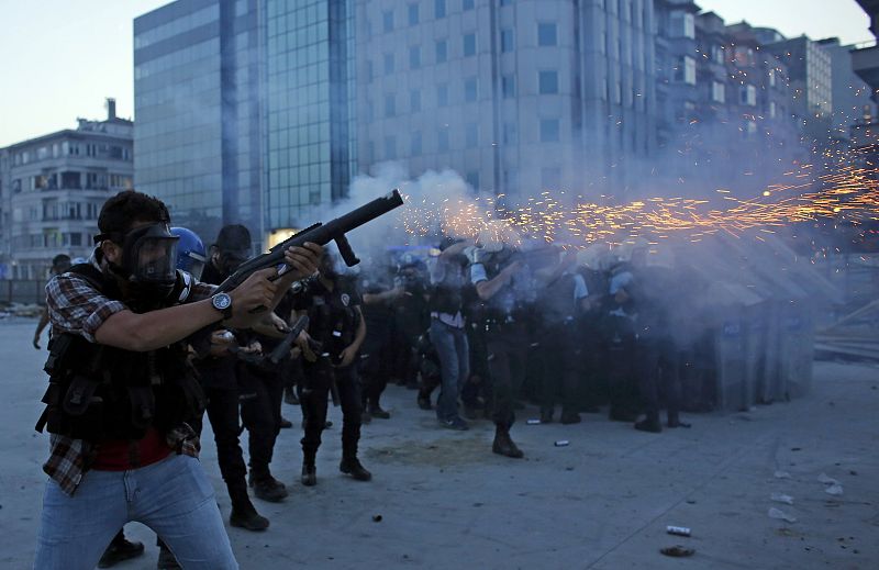 Desalojo de la plaza Taksim en Turquía