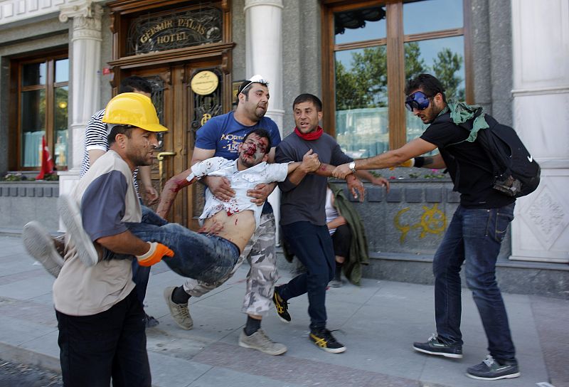 Protestas en la plaza Taksim de Estambul