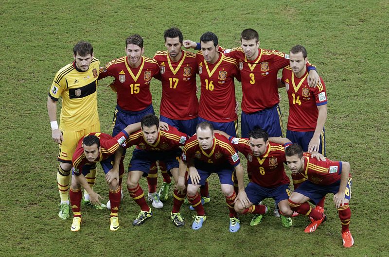 El once titular de España en el partido contra Uruguay: Iker Casillas, Sergio Ramos, Alvaro Arbeloa, Sergio Busquets, Gerard Pique, Roberto Soldado. Pedro, Cesc Fabregas, Andres Iniesta, Xavi y Jordi Alba